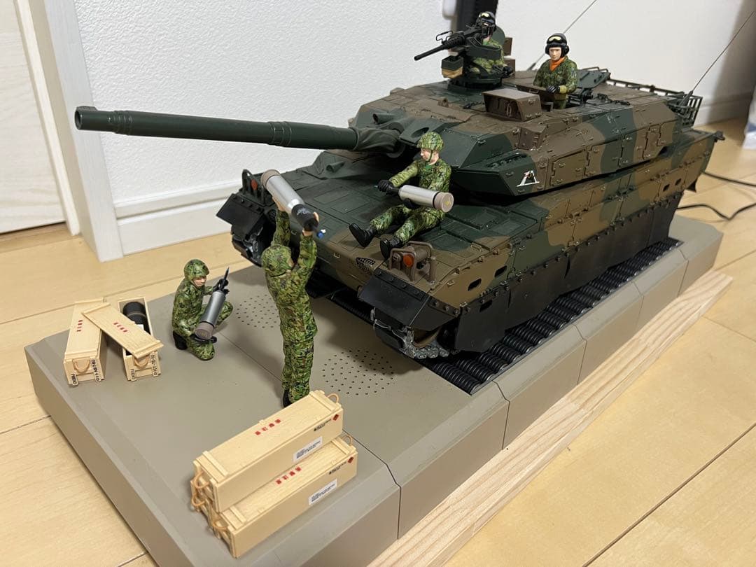 【動作確認済み・完成品】アシェット 週刊陸上自衛隊10式戦車をつくる