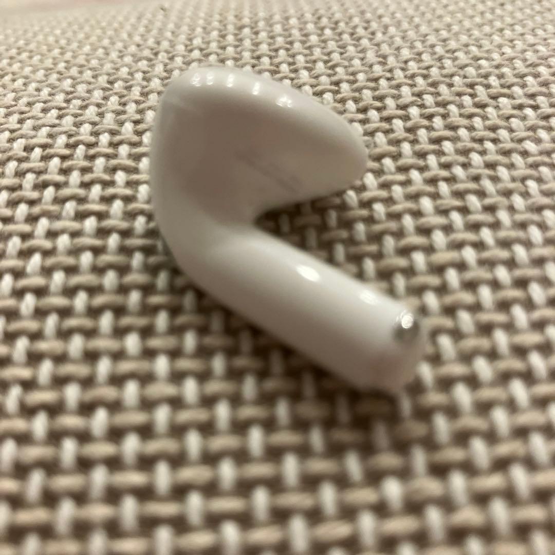 Apple AirPods4本体・充電ケース付き(ノイズキャンセリングなし)