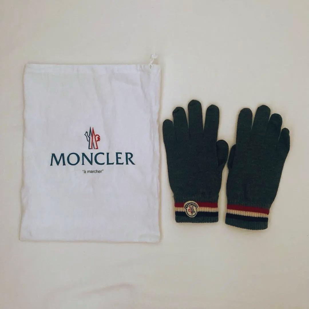 モンクレール　手袋　メンズ　グレー