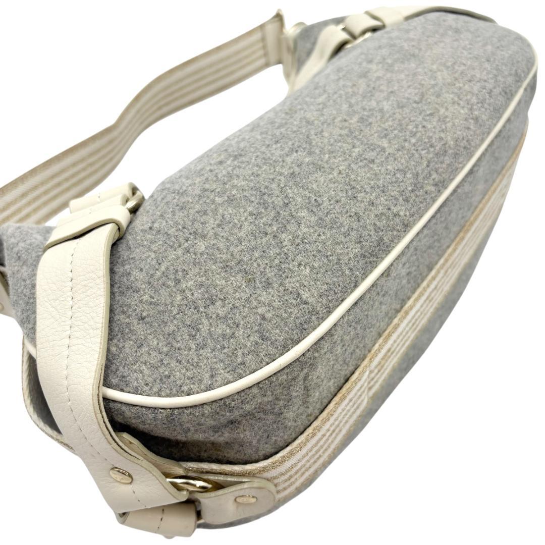 良品　バーバリー　ブルーレーベル　ワンショルダーバッグ　肩掛け　Burberry