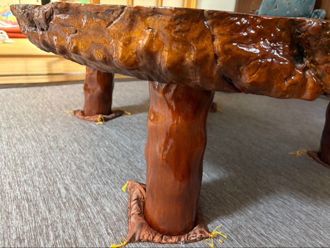 かりんの一枚板座卓 茶色