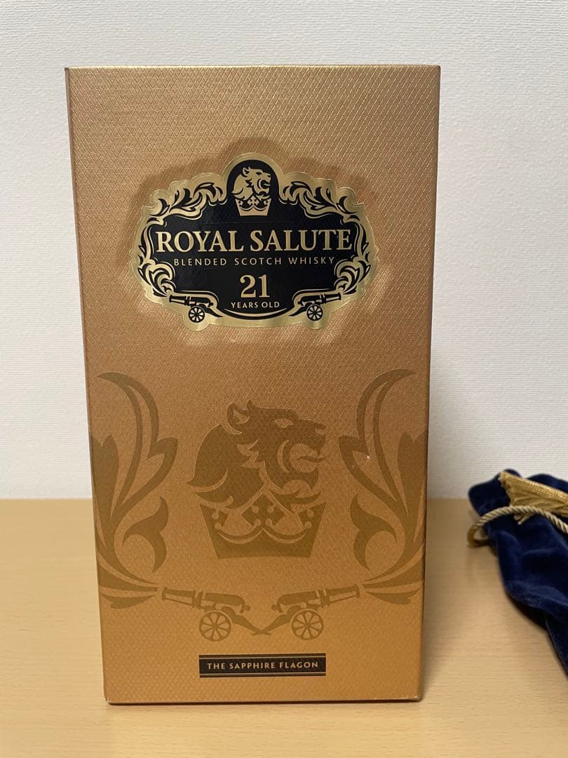 【レア終売品】 未開封箱付き ロイヤルサルート21年 陶器 700ml