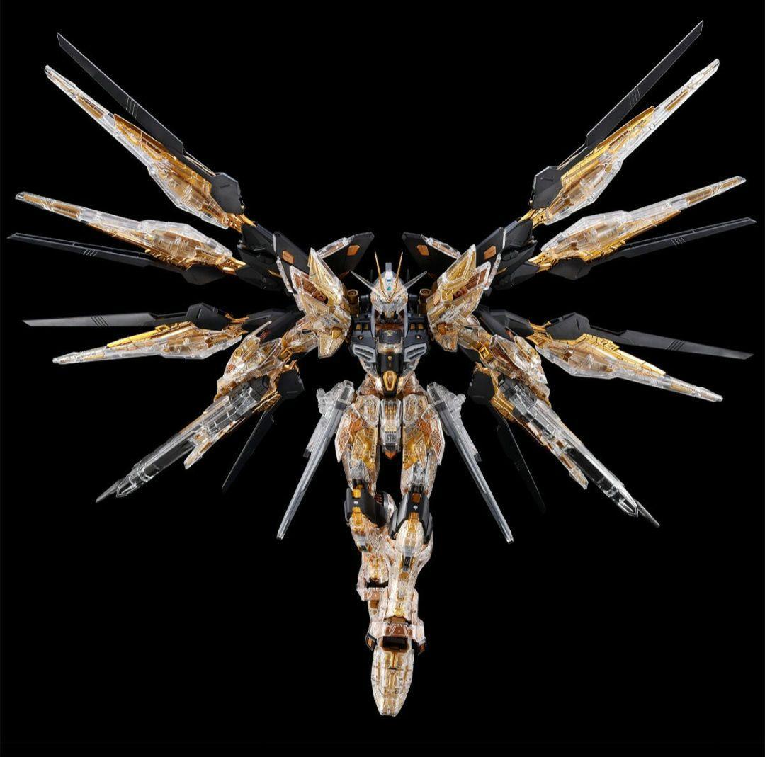 新品②　MGEX 1/100 ストライクフリーダムガンダム [メカニカルクリア]