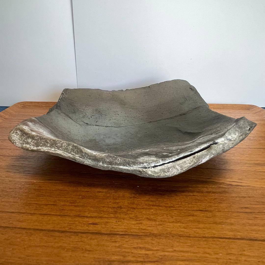 作家もの　真木孝成作　黒窯変角皿