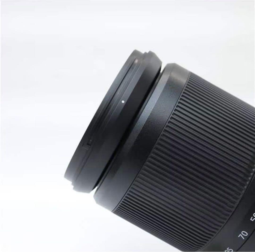 Nikon z 24-200 新古品　フード　保護フィルター付き