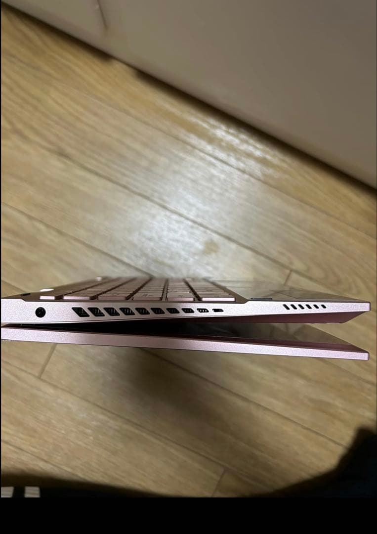 可愛いパソコン　オールピンク　ノートPC 2way タッチパネル