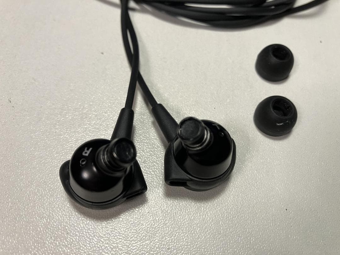 JVC FX99X-B 重低音 有線イヤホン 送料込み！