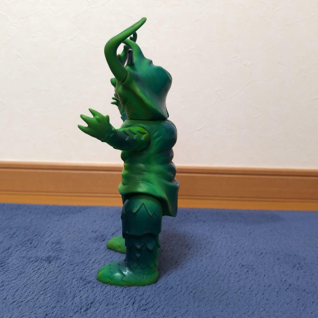 フィギュア　カネゴン