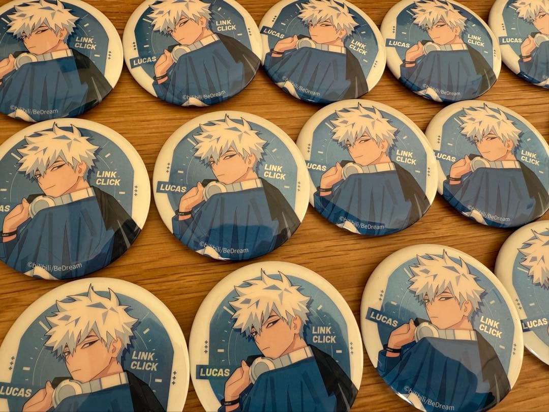 ピンズ・ピンバッジ・缶バッジ hskz