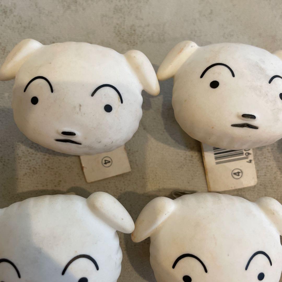 レア品　クレヨンしんちゃん　野原シロ　フィギュア　ピンバッジ