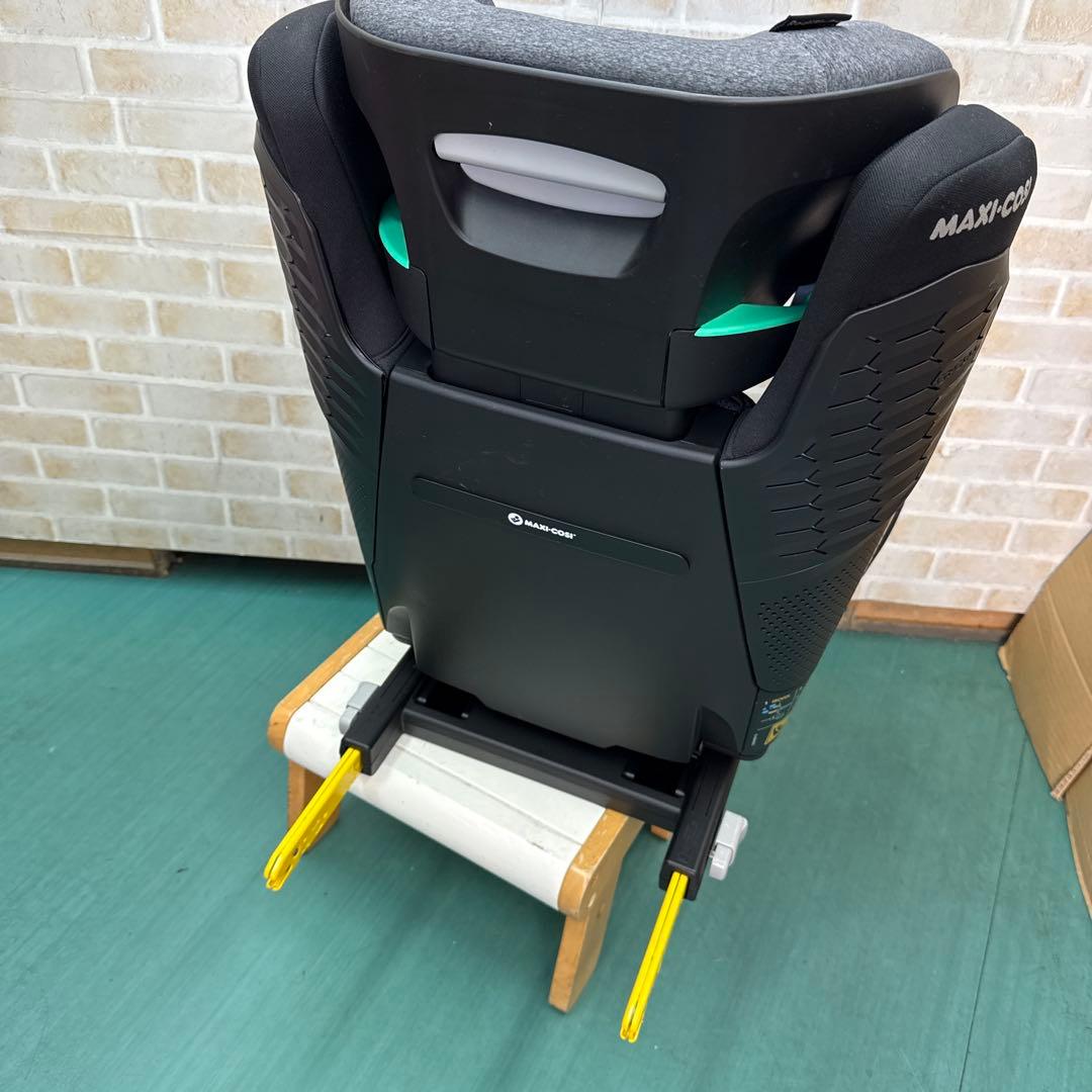 マキシコシ　ジュニアシート　isofix 1才から　RodiFix Pro