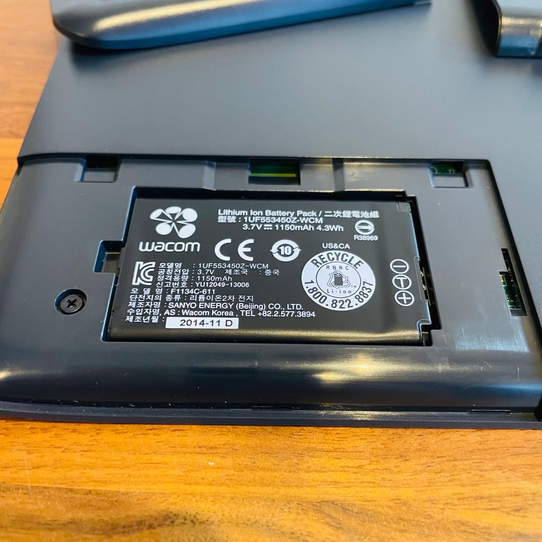 【美品】Wacom Intuos Pro PTH-651 Mサイズ フルセット