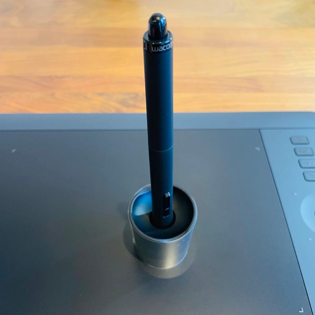 【美品】Wacom Intuos Pro PTH-651 Mサイズ フルセット