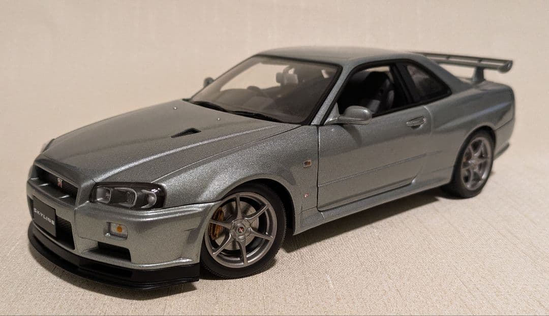 1/18 スカイライン GT-R （R34）V-specⅡ　Autoart製