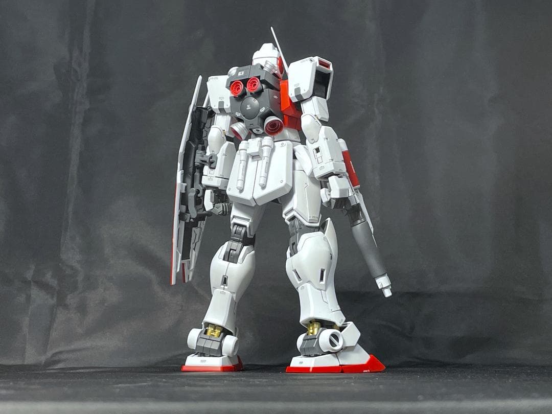 【プレバン限定 MG ジムコマンド(宇宙戦仕様・ユーグ機)改修・全塗装 完成品】