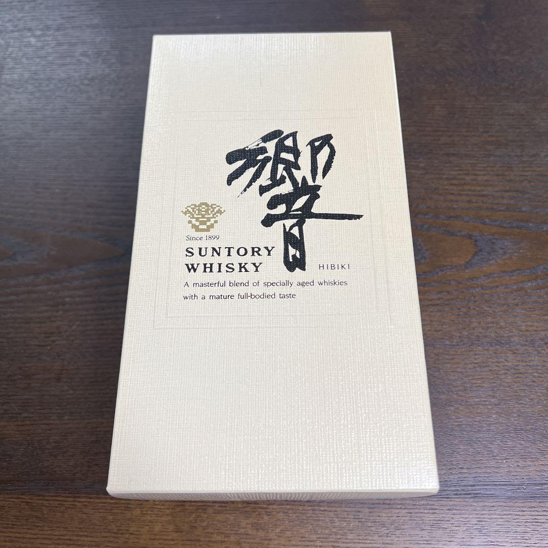 サントリー 響 700ml SHN01 ウイスキー
