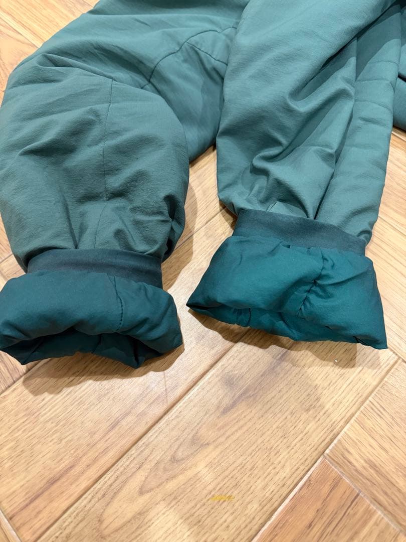 【限定色】ARC'TERYX 軽量ジャケット S/P グリーン