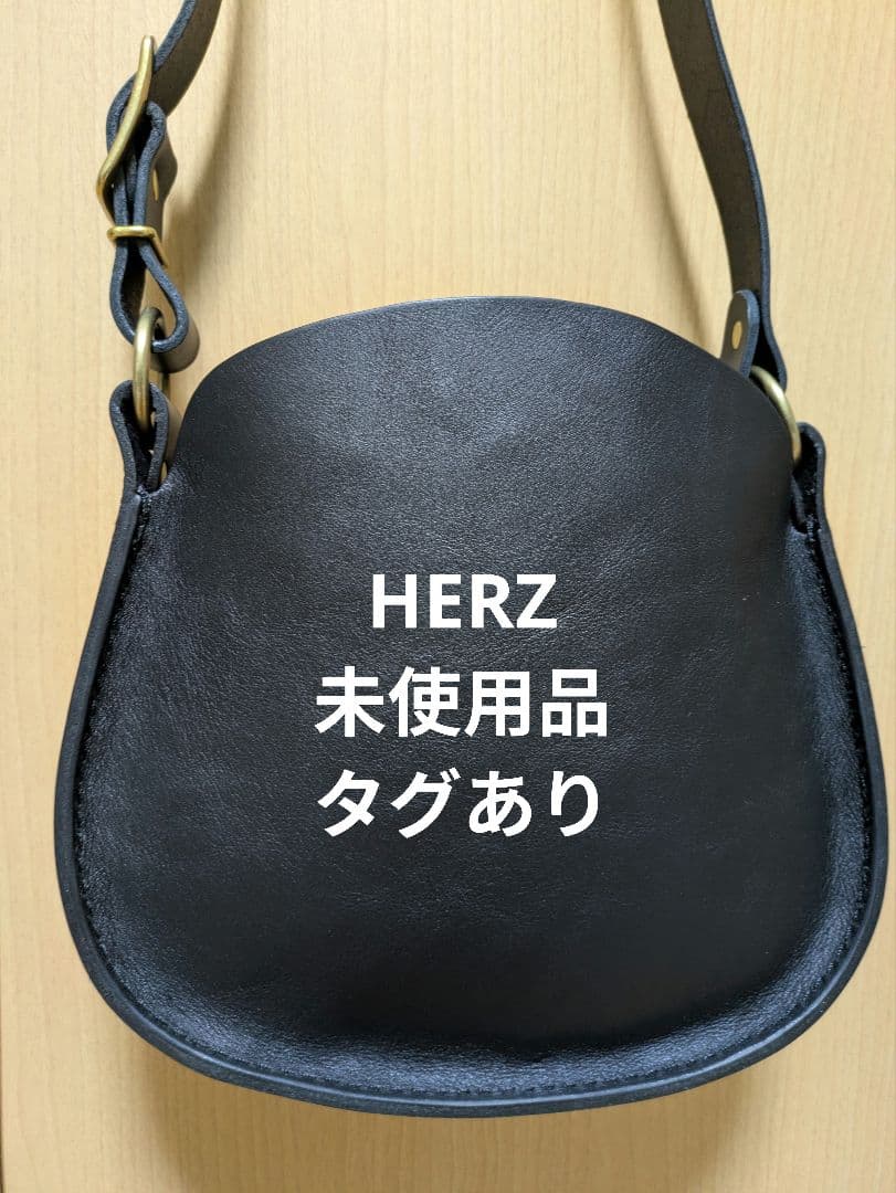 【未使用品】HERZ ヘルツ フリーフラップショルダー 革と共にBegin