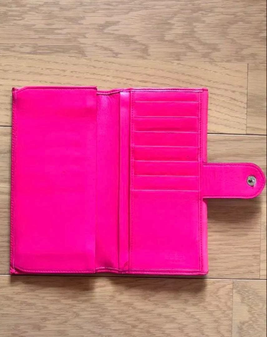 Gucci 二つ折り財布 ピンク