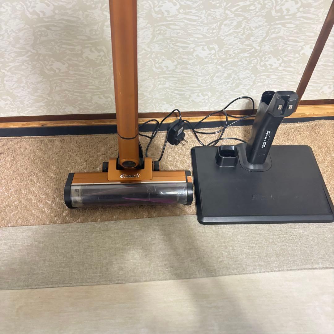 shark シャーク　スティッククリーナー CS651 JOR