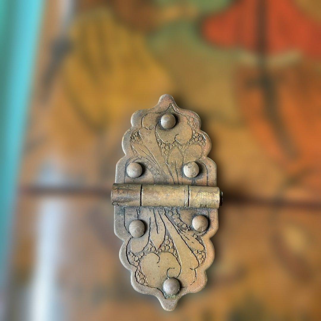 【極希少】韓国？家具 鏡付き 化粧箱　宝石箱 アンティーク　レトロ　骨董品。30