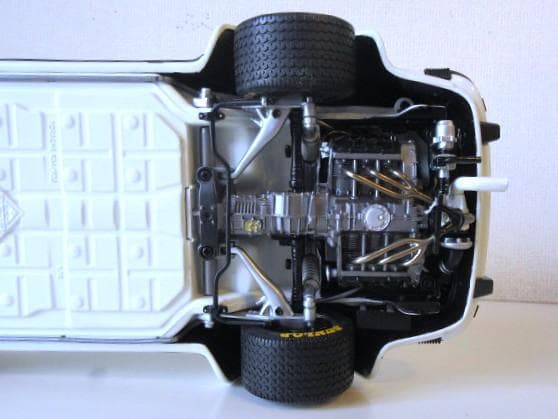 値下 exoto (1/18) ポルシェ 934RSR