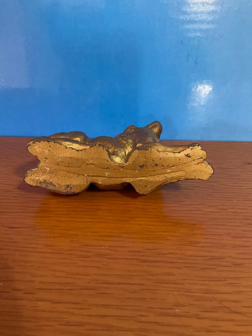 犬の置物　美術工芸品　　置物　　いぬ　インテリア コレクション　金属製