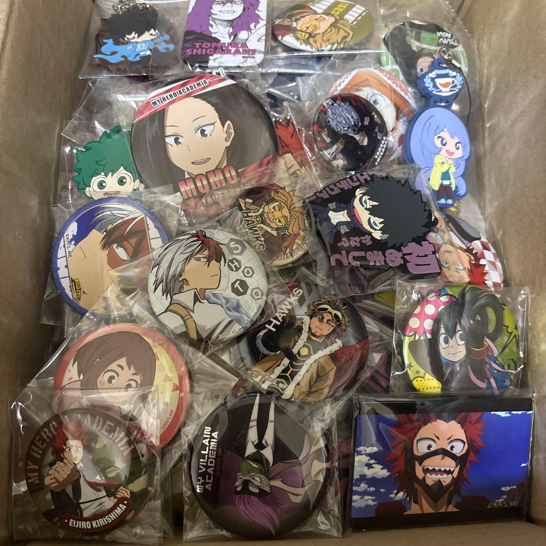 ヒロアカ　まとめ売り　大量　缶バッジ　アクスタ　300点