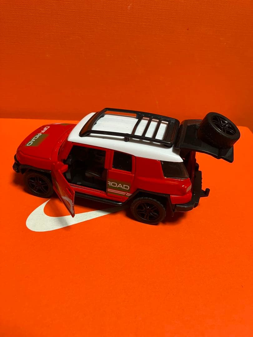 4台セット fjクルーザー cruiser SUV ミニカー ルーフラック付き