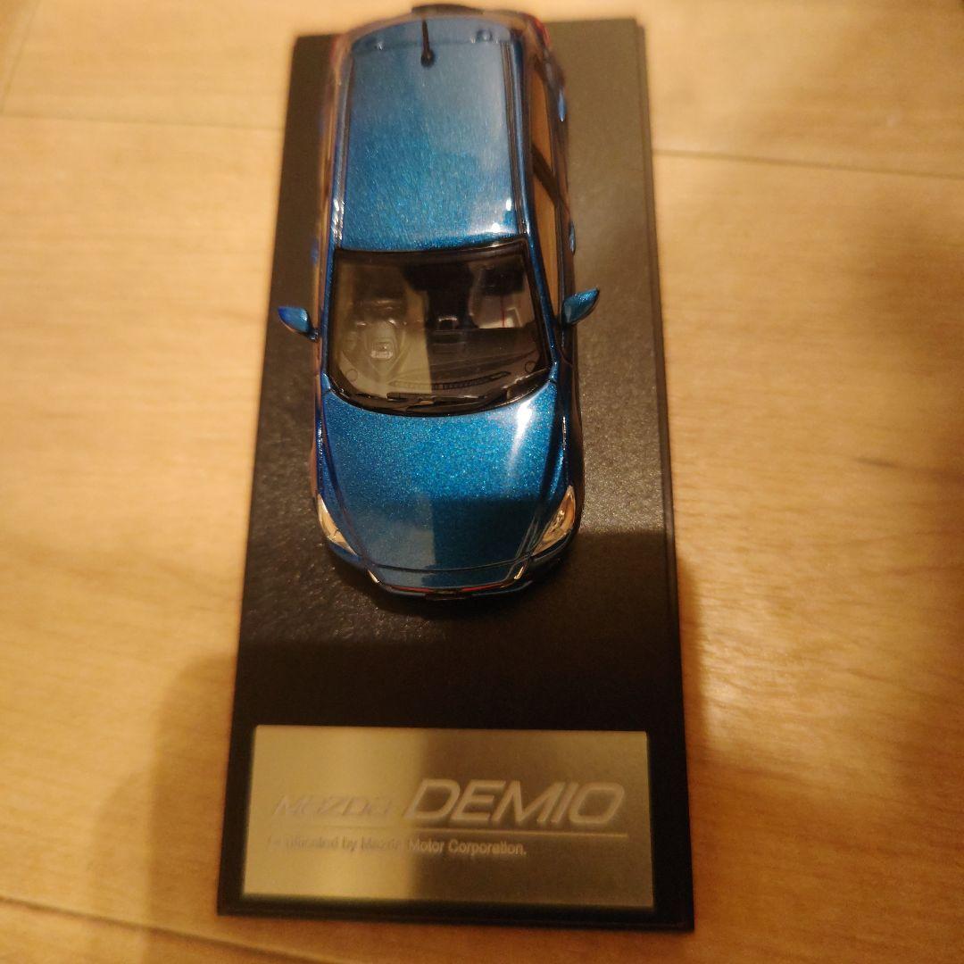 ☆非売品☆ マツダ デミオ　1/43 マツダ 特注 モデルカー