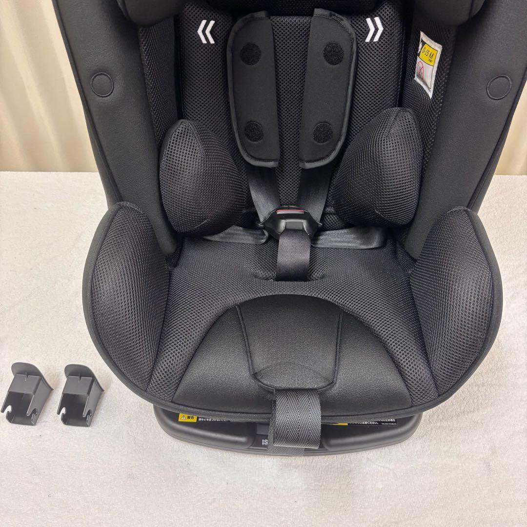 クリーニング済　☆美品☆　アップリカ　フォームフィット　ISOFIX　ブラック