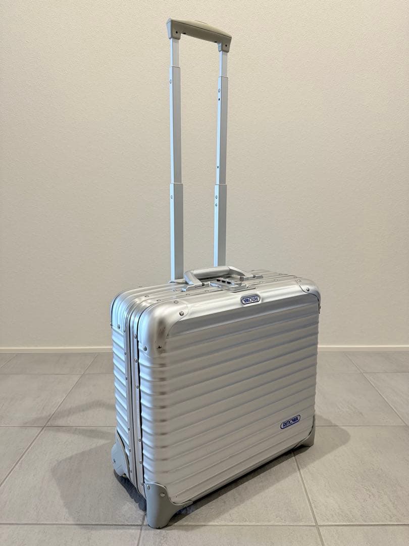 【廃盤品】リモワ トパーズ ビジネストローリー 928.40 28ℓ 2輪