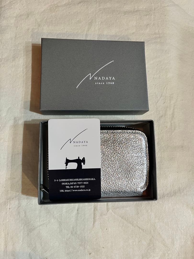 NADAYA mu 【新品】コンパクト 財布 シルバー 天然革