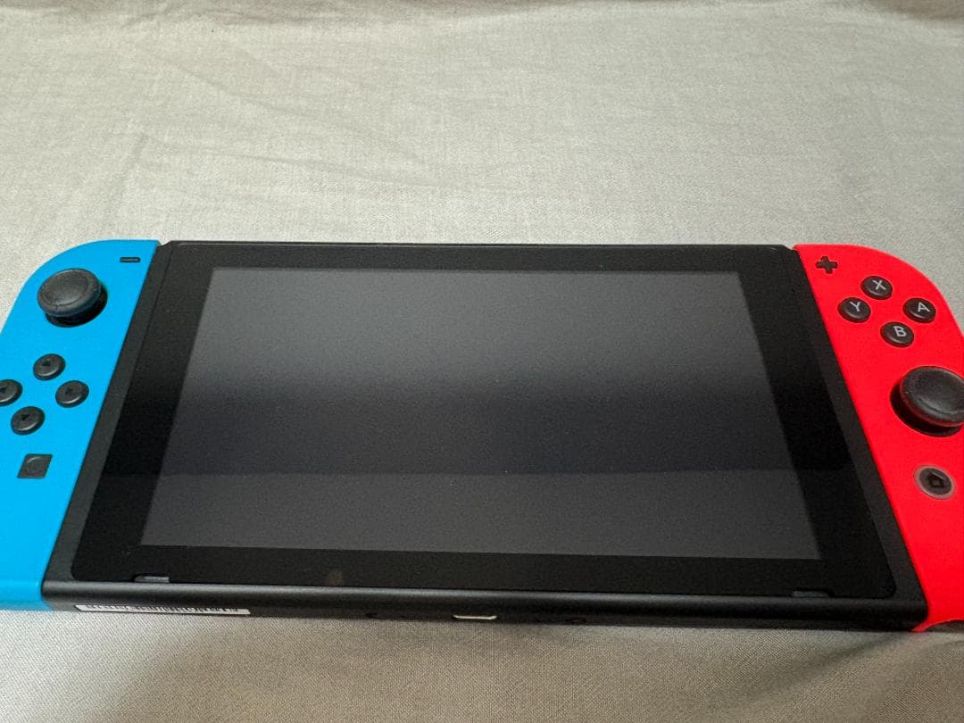 Nintendo Switch/任天堂 スイッチ 本体 青/赤 ブルー/レッド