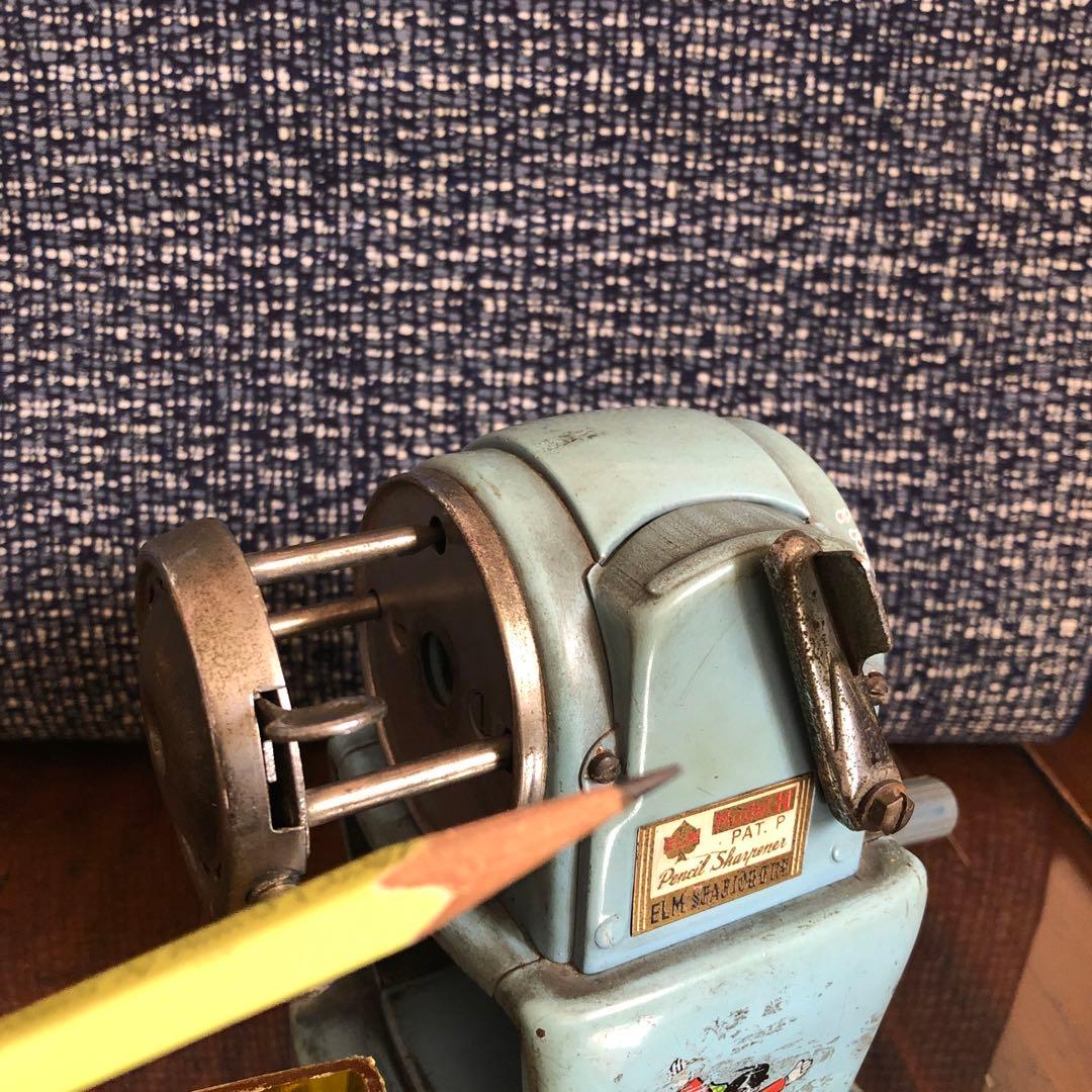 レトロ 水色 手動鉛筆削り