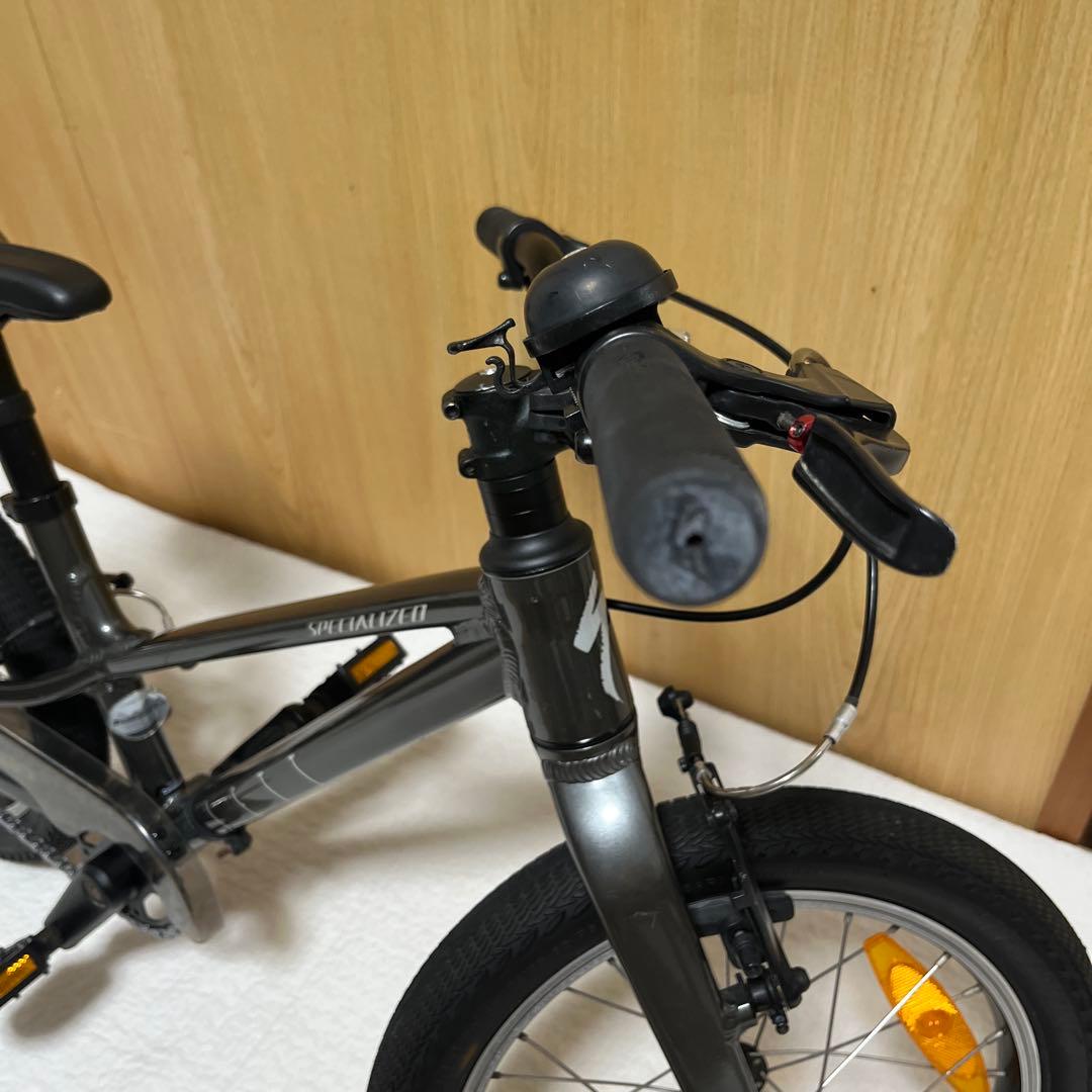 SPECIALAIZED JETT 16 グロススモーク/フレークシルバー