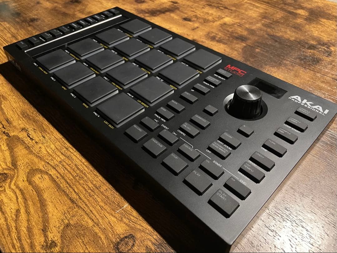 DJ機材 Akai - MPC Studio 2