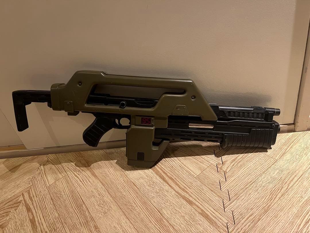 エイリアン２ １/１スケールＭ４１Ａパルスライフル ハリウッドコレクティブルズ
