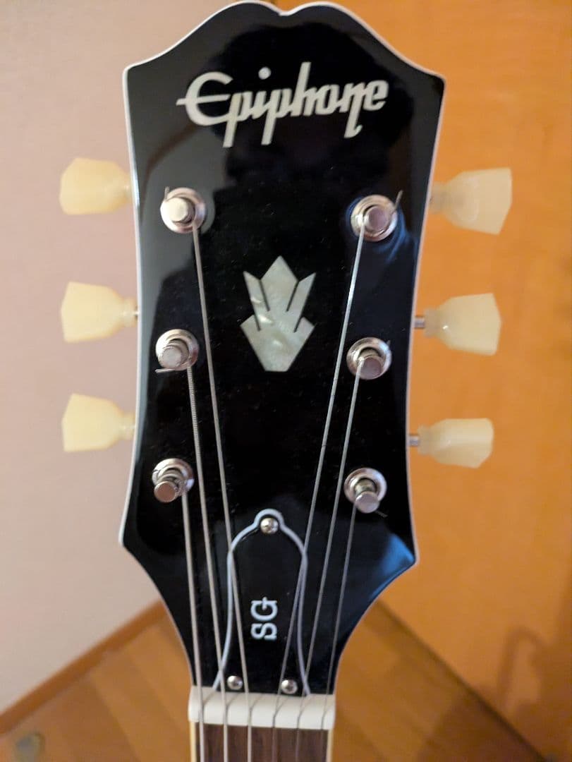 Epiphone SG ホワイト エレキギター