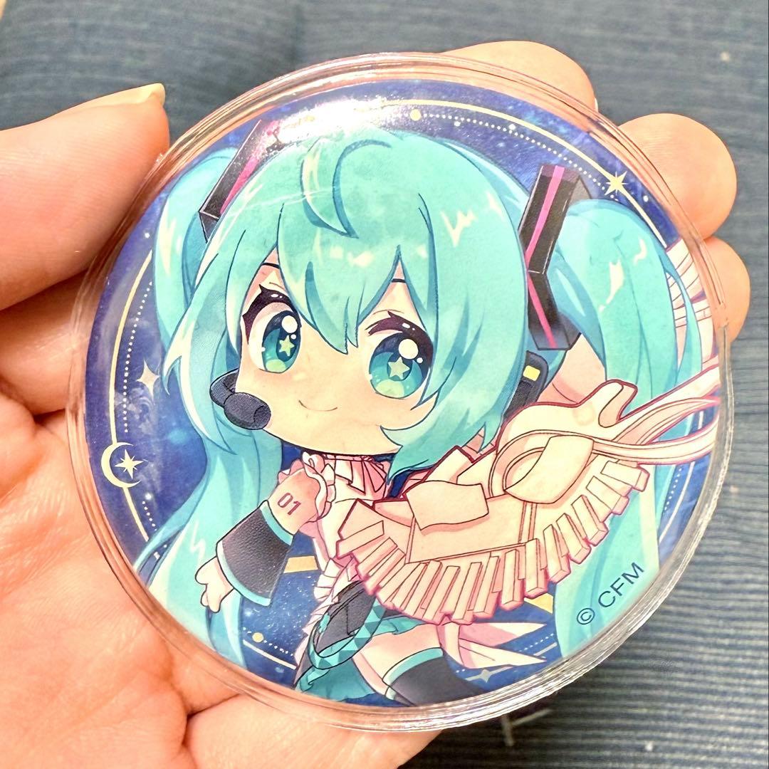 初音ミク 16th フィギュア オルゴール 缶バッジ 中国限定