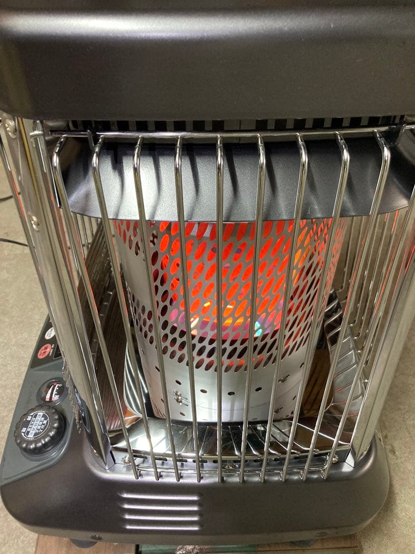 【送料無料❕】業務用ストーブ ダイニチブルーヒーター( FM-105Ｆ)　⑰