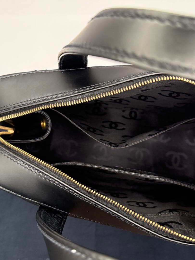 CHANEL シャネル　ワイルドステッチハンドバッグ