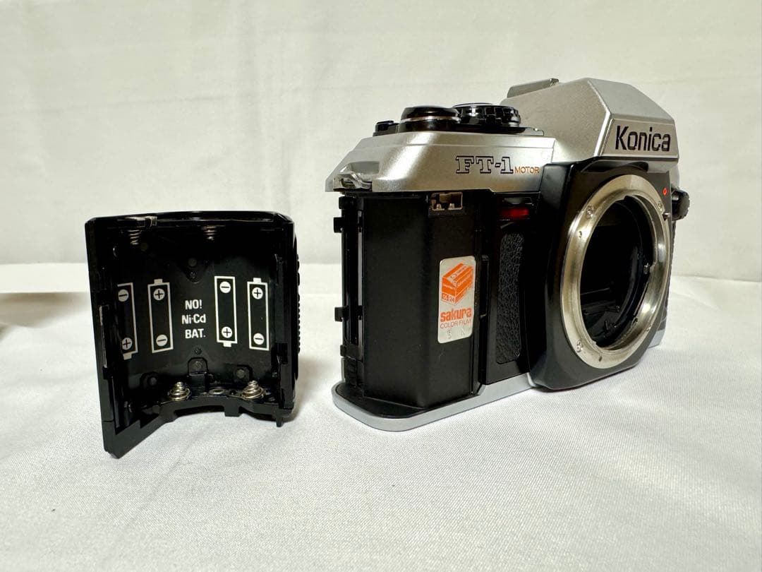 Konica FT-1 プロハーフ 一眼レフのハーフ判カメラ