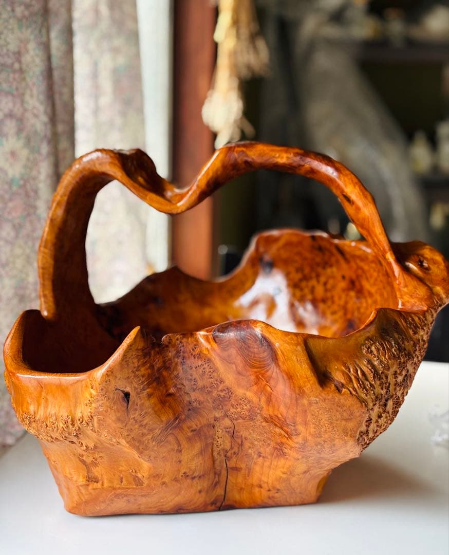 ヴィンテージ　天然木　くり抜き　カゴ　切り株 バスケット カゴ 職人　工芸品　大