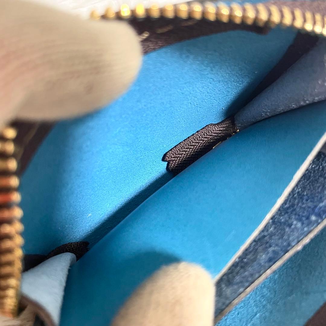 限定色/ヘルツ　財布　コンパクト　ラウンドファスナー　セルリアンブルー　レザー