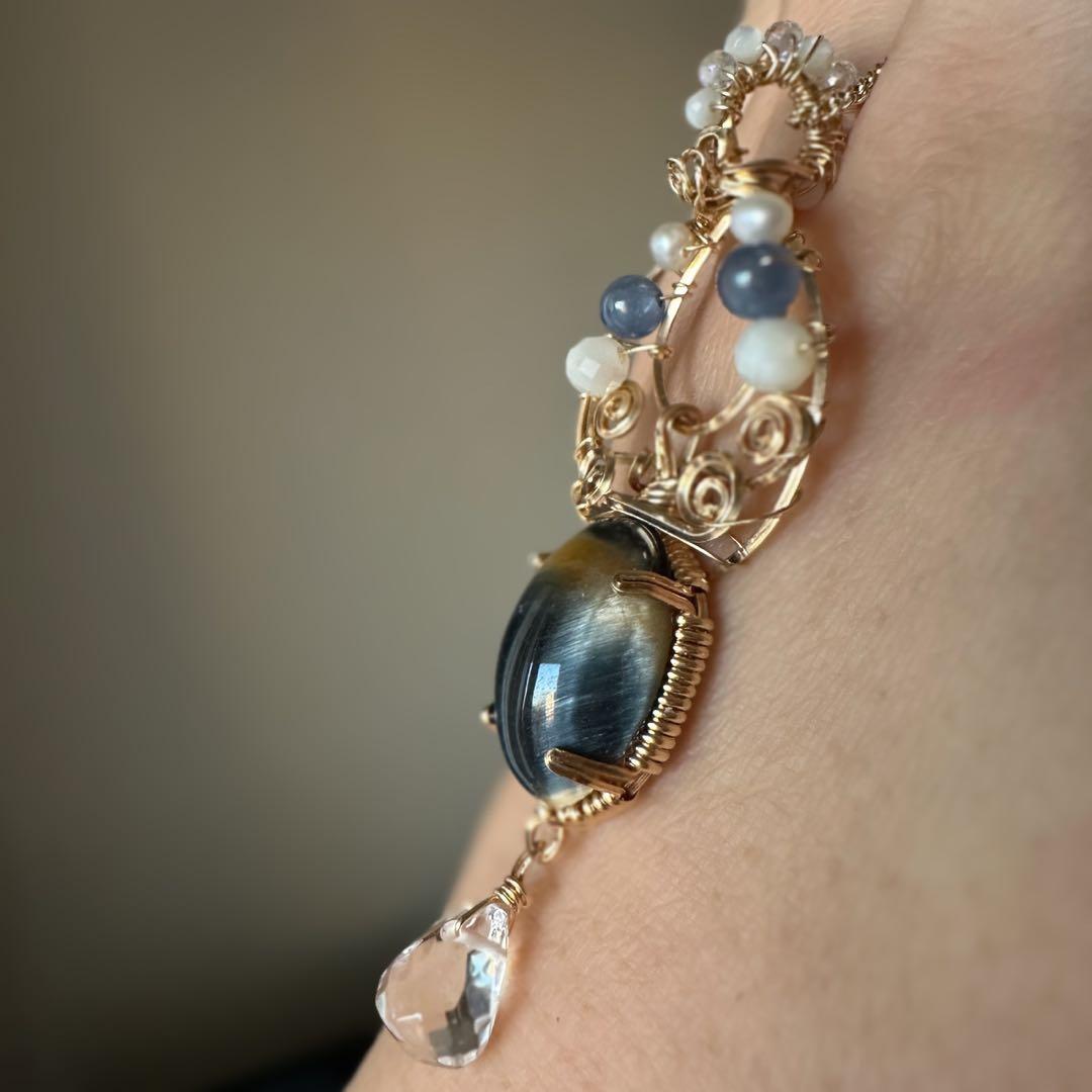 キャッツアイが美しいホークスアイの14kgfワイヤージュエリー