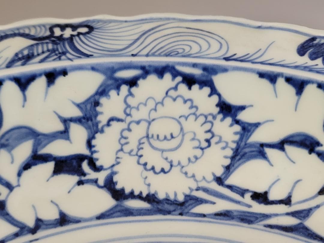 中国古玩 唐物 元青花・白滸孤窯雲龍紋 菱口折沿盤・極細工 古賞物