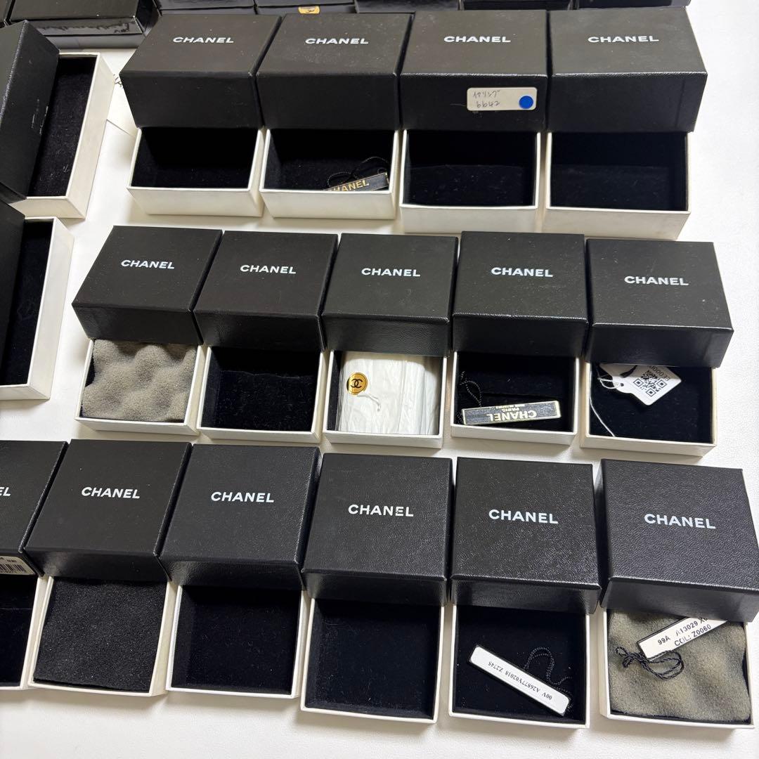 シャネル　アクセサリーケース　空箱　30個セット