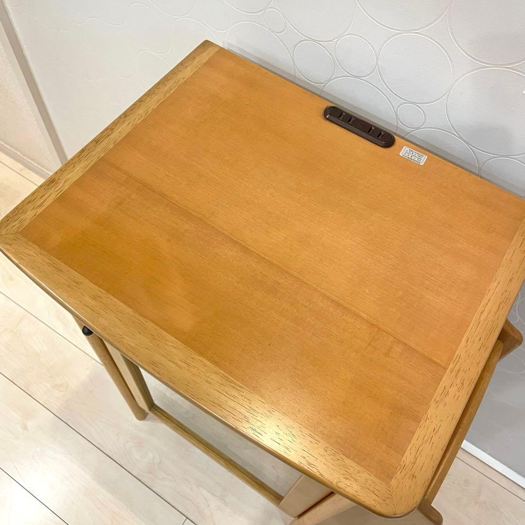 【美品】karimoku キャビネット 収納棚 ガラス扉 コンセント付