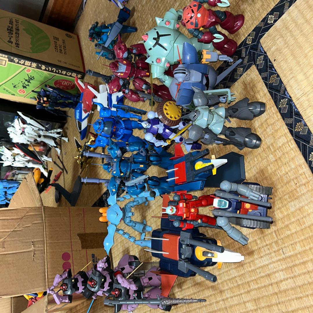 ガンダムのプラモデル60体以上